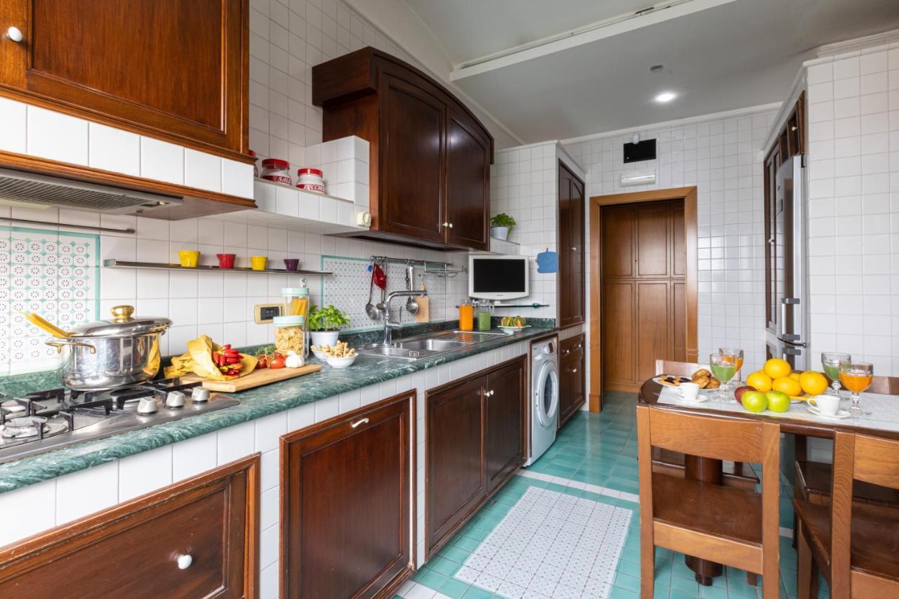 Sorrentovibes - Family Home With Terrace & Amazing View In Sorrento Center Exterior photo